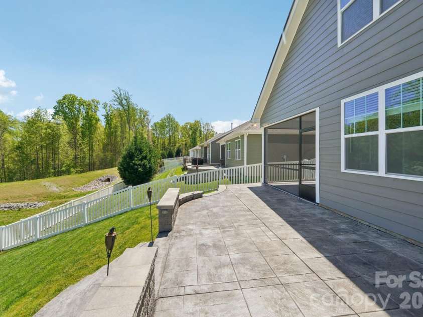 137 Coddle Way, Mooresville, NC 28115.  MLS# CAR4369139, YatesRealty ID 19207. 