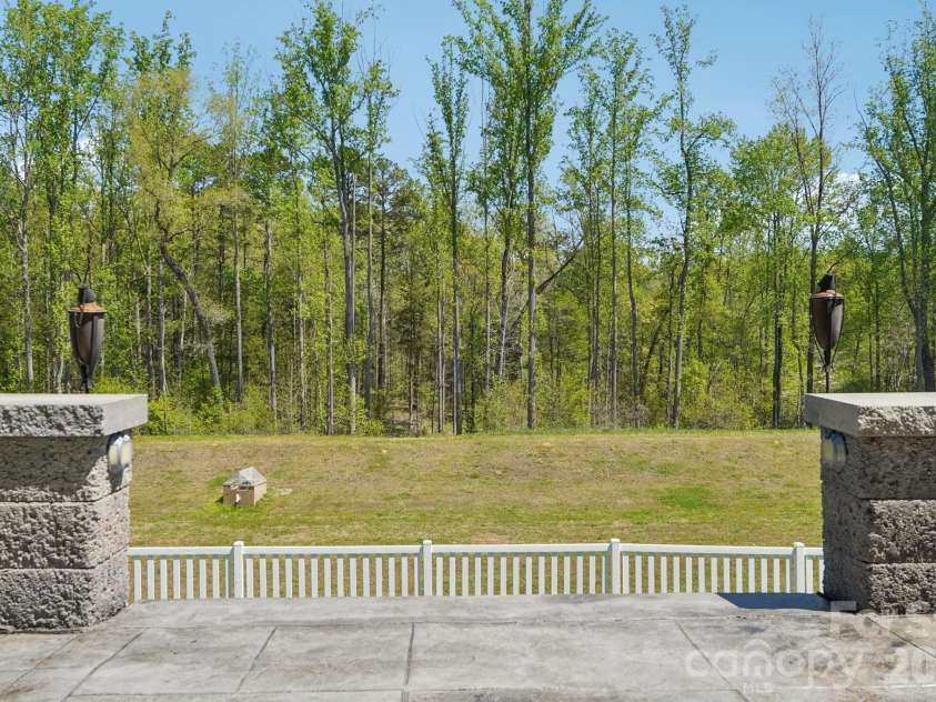 137 Coddle Way, Mooresville, NC 28115.  MLS# CAR4369139, YatesRealty ID 19207. 