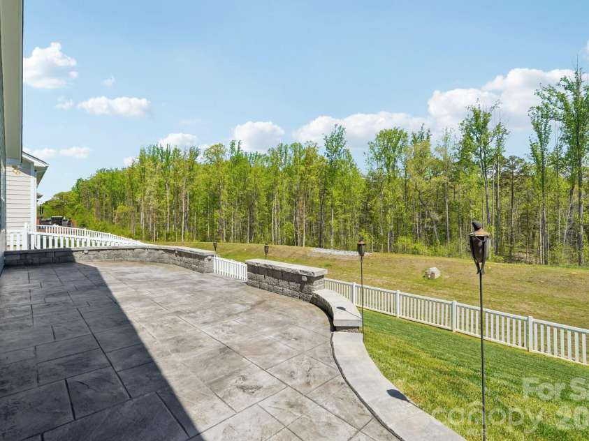137 Coddle Way, Mooresville, NC 28115.  MLS# CAR4369139, YatesRealty ID 19207. 