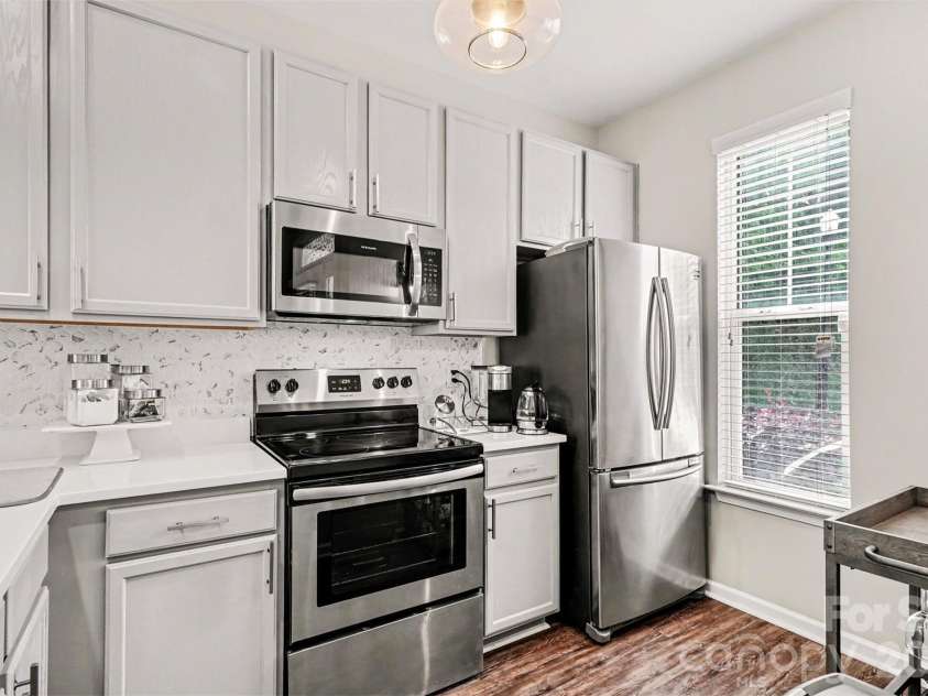 6302 Gammon Road, Charlotte, NC 28269.  MLS# CAR4371201, YatesRealty ID 19208. 