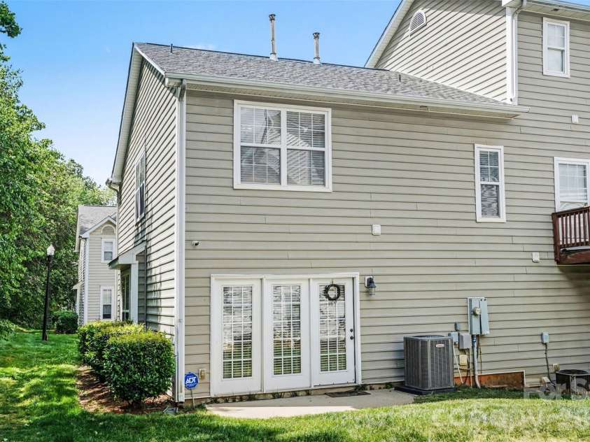 6302 Gammon Road, Charlotte, NC 28269.  MLS# CAR4371201, YatesRealty ID 19208. 