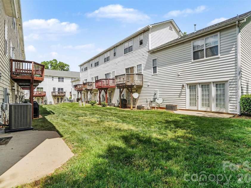 6302 Gammon Road, Charlotte, NC 28269.  MLS# CAR4371201, YatesRealty ID 19208. 