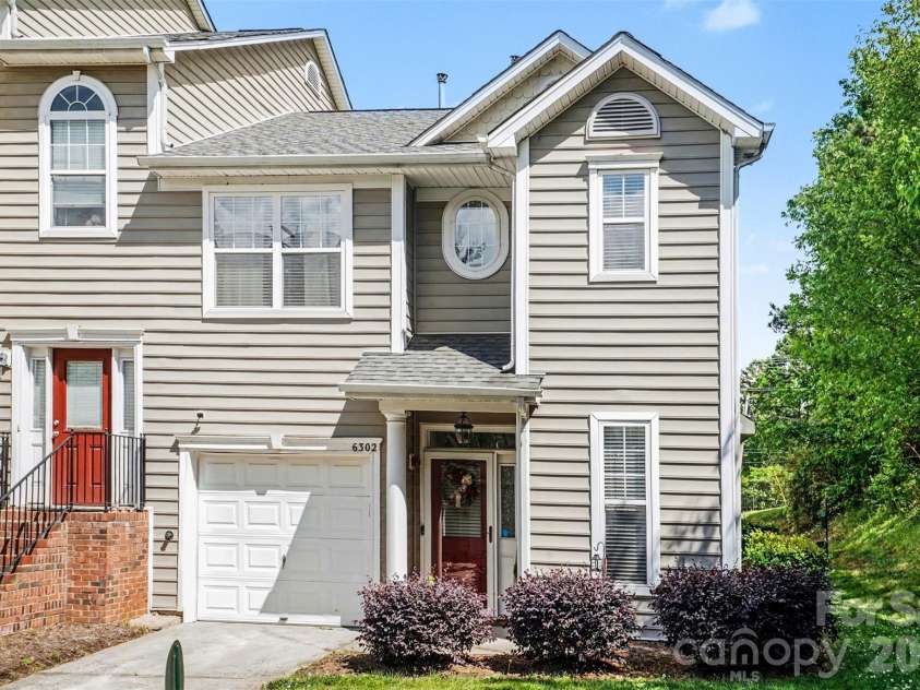 6302 Gammon Road, Charlotte, NC 28269.  MLS# CAR4371201, YatesRealty ID 19208. 