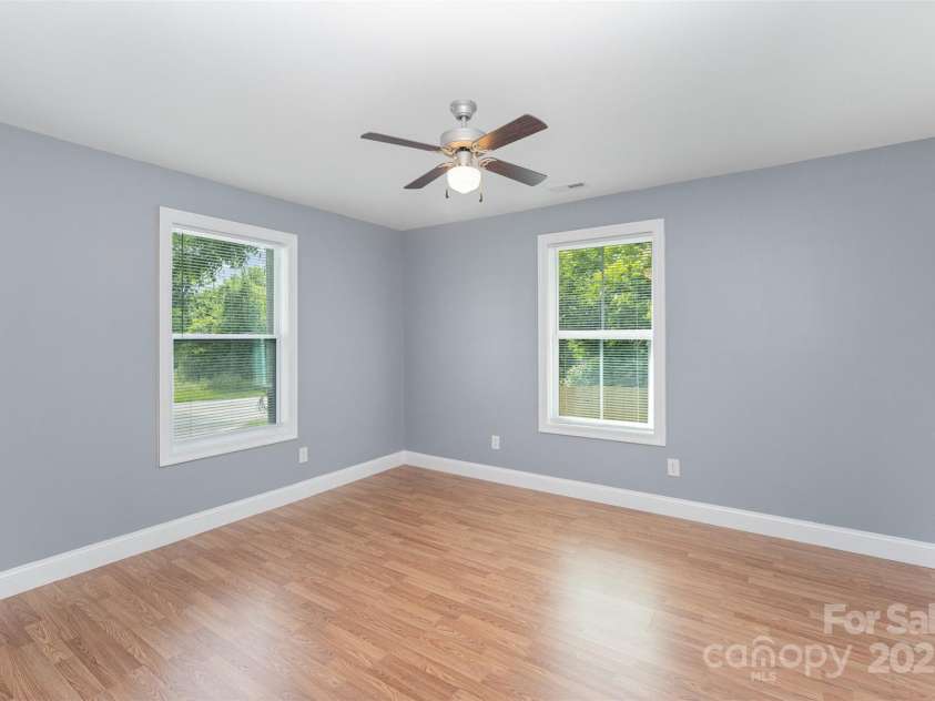 952 Salisbury Street, Wadesboro, NC 28170.  MLS# CAR4268394, YatesRealty ID 19208. 