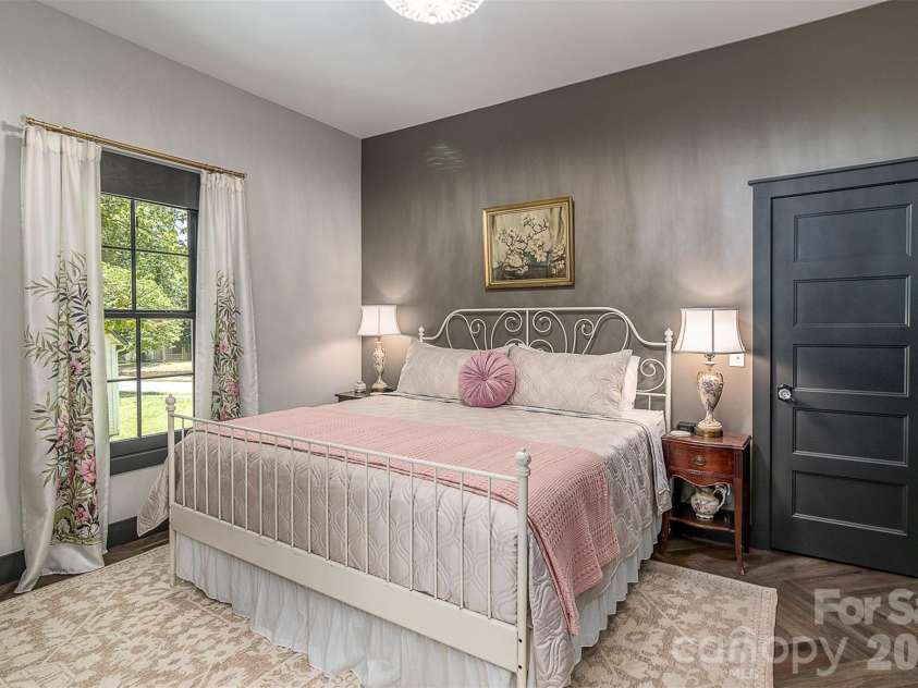 518 Sharpe Street, Statesville, NC 28677.  MLS# CAR4359455, YatesRealty ID 19209. Primary Bedroom