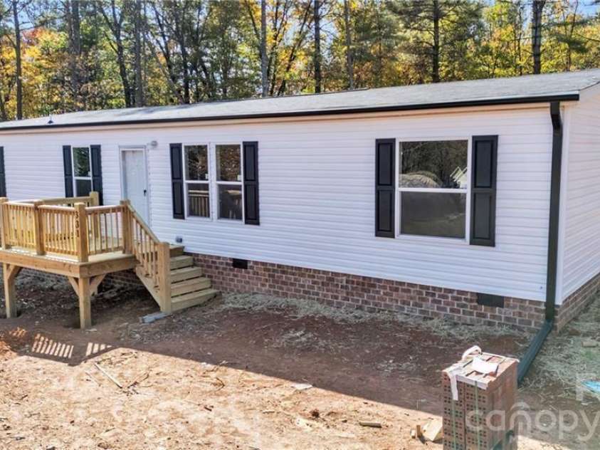 2013 Carl Fox Road, Taylorsville, NC 28681.  MLS# CAR4336532, YatesRealty ID 1921. 