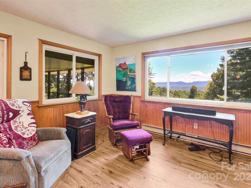 371 Heatherly Heights Road, Saluda, NC 28773.  MLS# CAR4297768, YatesRealty ID 1921. 