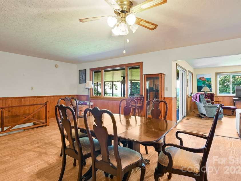 371 Heatherly Heights Road, Saluda, NC 28773.  MLS# CAR4297768, YatesRealty ID 1921. 