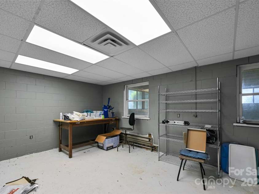 371 Heatherly Heights Road, Saluda, NC 28773.  MLS# CAR4297768, YatesRealty ID 1921. 