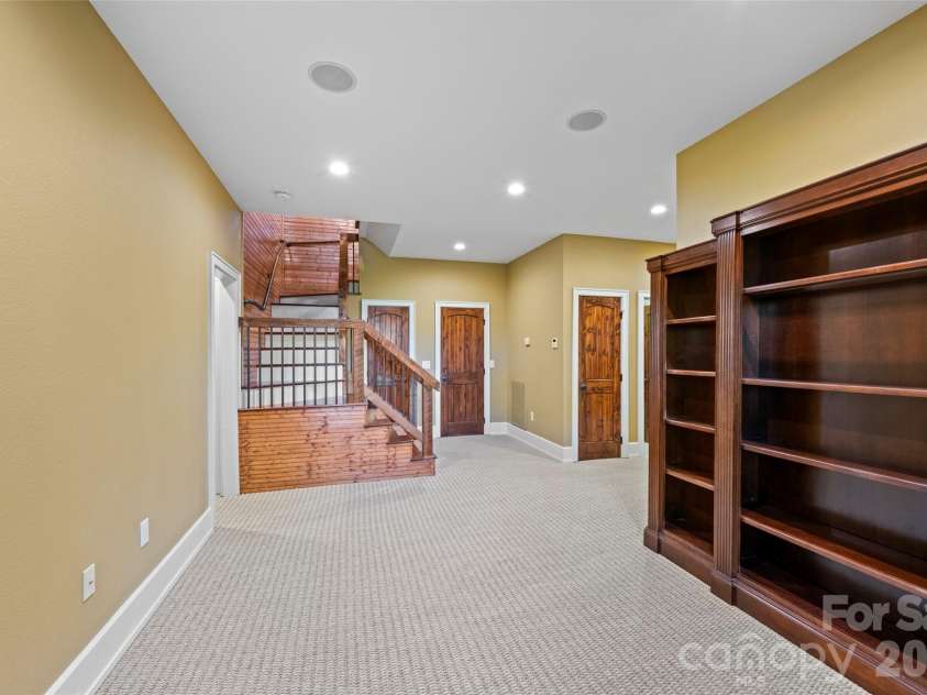 556 High Pines Loop, Lake Lure, NC 28746.  MLS# CAR4375948, YatesRealty ID 19210. Family Room