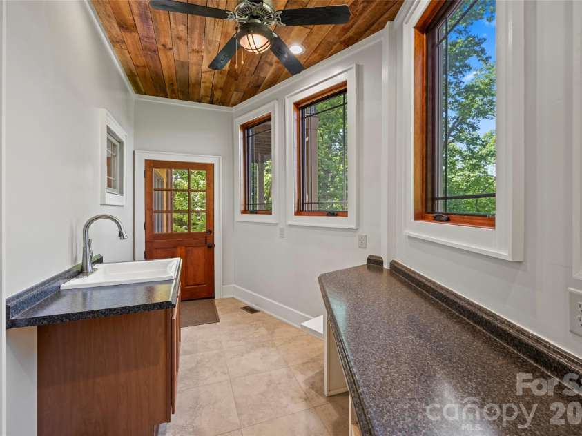 556 High Pines Loop, Lake Lure, NC 28746.  MLS# CAR4375948, YatesRealty ID 19210. Work Room