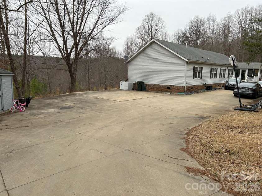 322 Balmy Lane, Rutherfordton, NC 28139.  MLS# CAR4352405, YatesRealty ID 19211. 