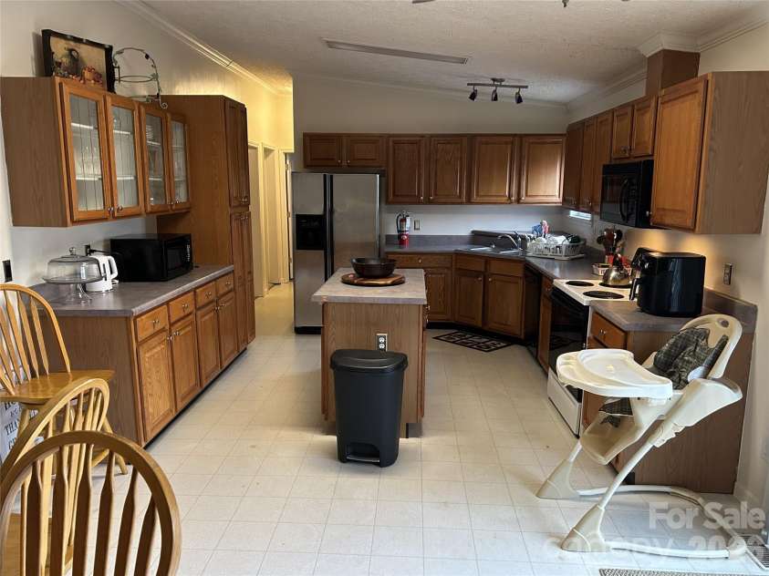 322 Balmy Lane, Rutherfordton, NC 28139.  MLS# CAR4352405, YatesRealty ID 19211. 
