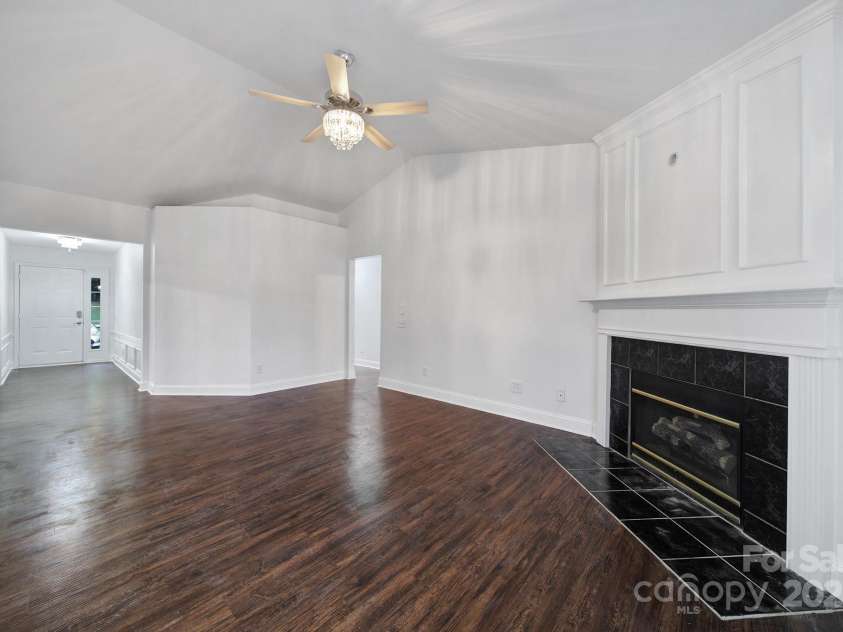 1507 Rumstone Lane, Charlotte, NC 28262.  MLS# CAR4305466, YatesRealty ID 19212. 