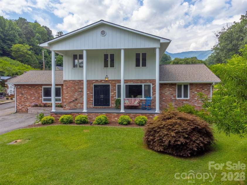 181 Fisher Creek Road, Sylva, NC 28779.  MLS# CAR4287080, YatesRealty ID 19213. 