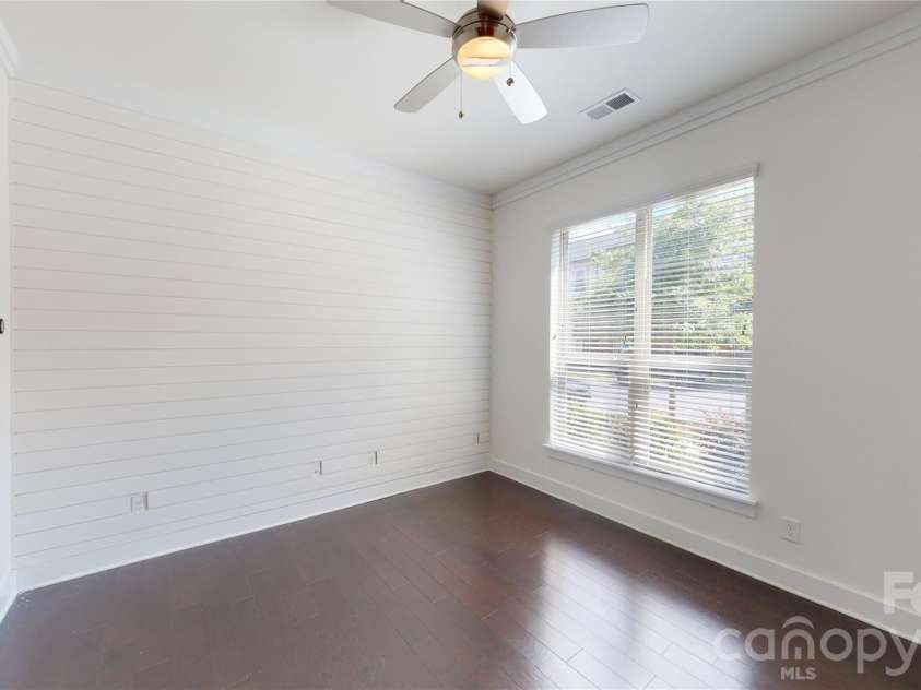 930 Steel House Boulevard, Charlotte, NC 28205.  MLS# CAR4362093, YatesRealty ID 19217. 