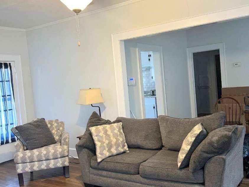 109 Oakland Avenue, Chester, SC 29706.  MLS# CAR4233781, YatesRealty ID 19220. 