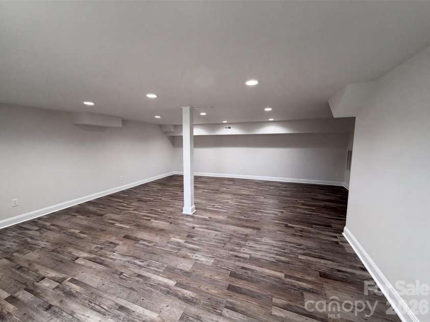 123 Rowe Street, Gastonia, NC 28056.  MLS# CAR4408478, YatesRealty ID 19220. 