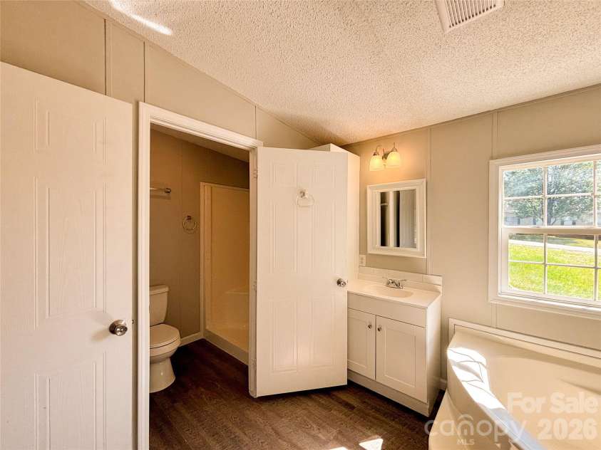 2911 Grace View Place, Granite Falls, NC 28630.  MLS# CAR4364796, YatesRealty ID 19221. 