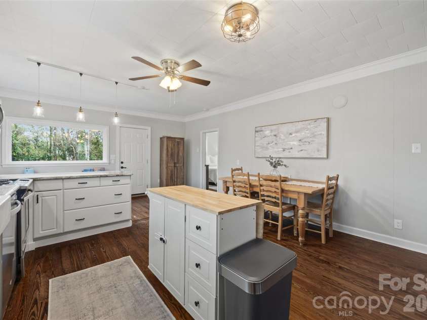 411 Williamson Street, Fort Mill, SC 29715.  MLS# CAR4360682, YatesRealty ID 19222. 