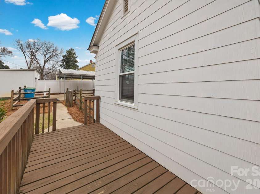411 Williamson Street, Fort Mill, SC 29715.  MLS# CAR4360682, YatesRealty ID 19222. 