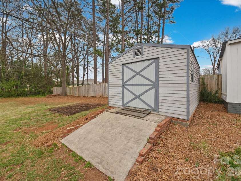 411 Williamson Street, Fort Mill, SC 29715.  MLS# CAR4360682, YatesRealty ID 19222. 