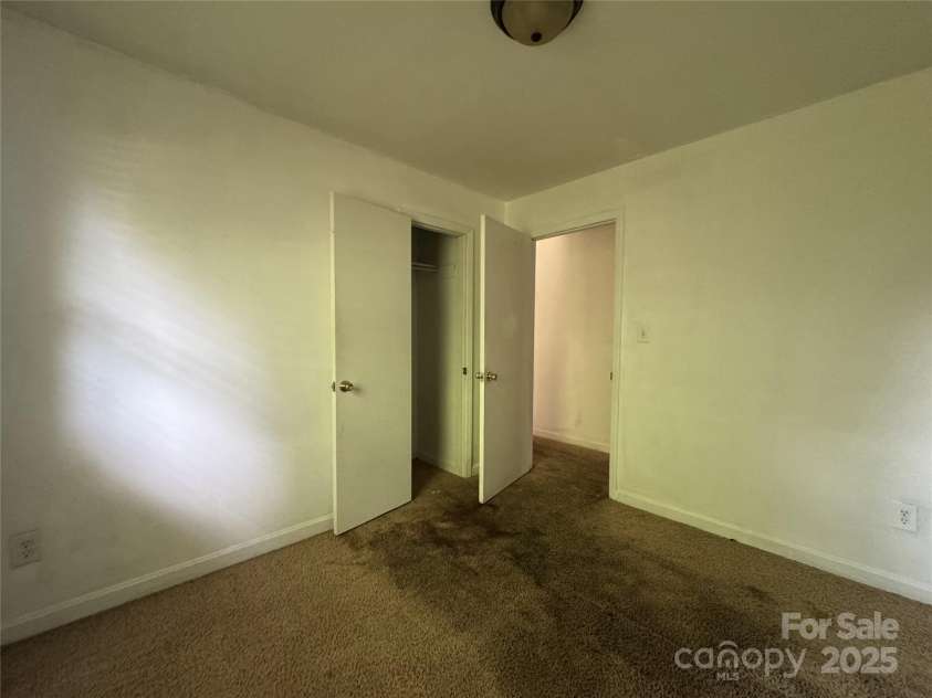 13134 Homewood Drive, Charlotte, NC 28262.  MLS# CAR4255876, YatesRealty ID 19224. 