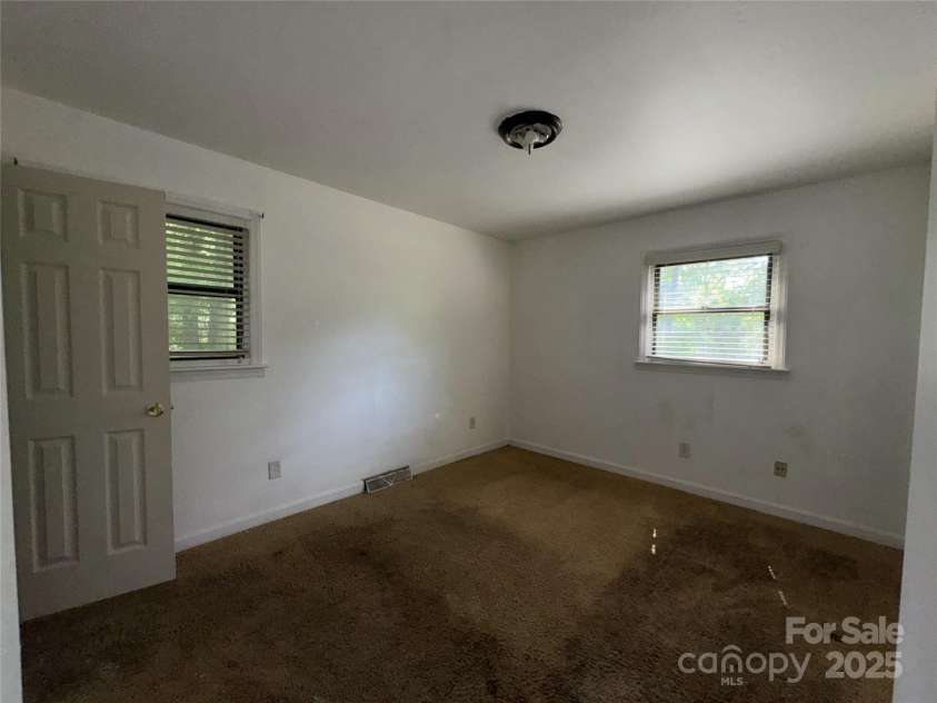 13134 Homewood Drive, Charlotte, NC 28262.  MLS# CAR4255876, YatesRealty ID 19224. 