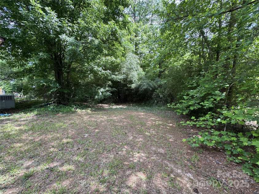 13134 Homewood Drive, Charlotte, NC 28262.  MLS# CAR4255876, YatesRealty ID 19224. 