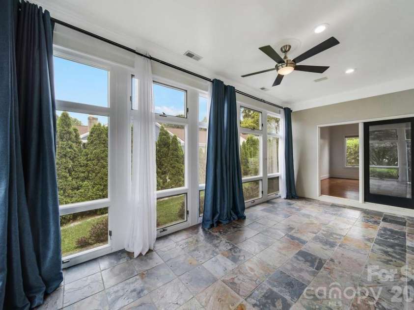 120 Royal Pointe Way, Mooresville, NC 28117.  MLS# CAR4391767, YatesRealty ID 19225. 