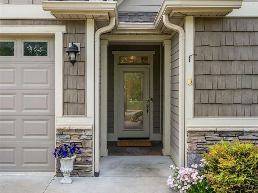 58 River Bend Lane, Fletcher, NC 28732.  MLS# CAR4376880, YatesRealty ID 19226. 