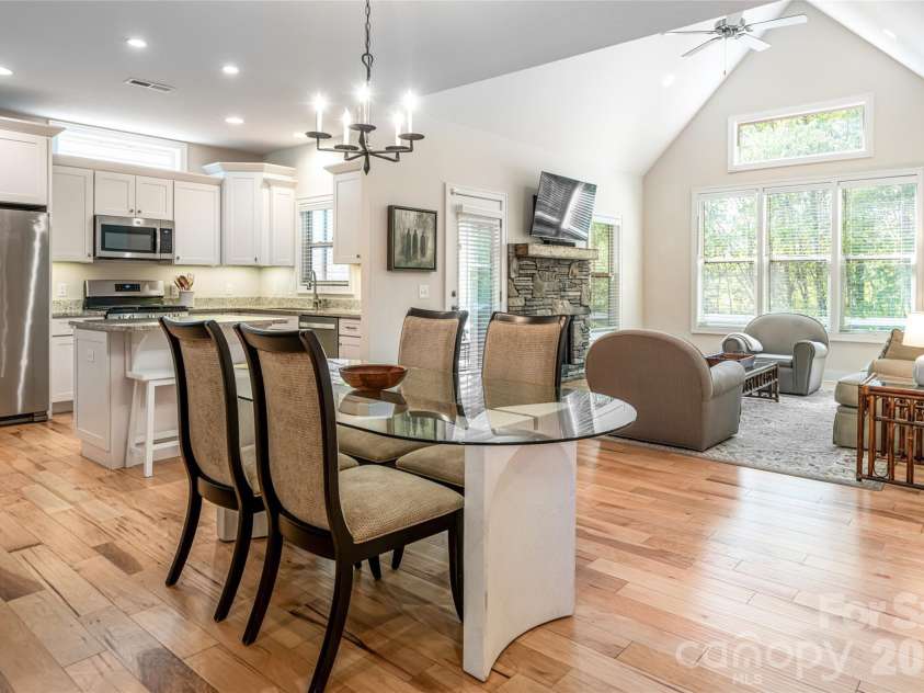 58 River Bend Lane, Fletcher, NC 28732.  MLS# CAR4376880, YatesRealty ID 19226. 