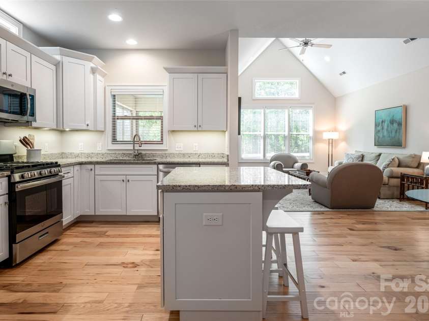 58 River Bend Lane, Fletcher, NC 28732.  MLS# CAR4376880, YatesRealty ID 19226. 