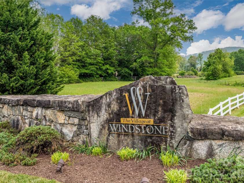 58 River Bend Lane, Fletcher, NC 28732.  MLS# CAR4376880, YatesRealty ID 19226. 