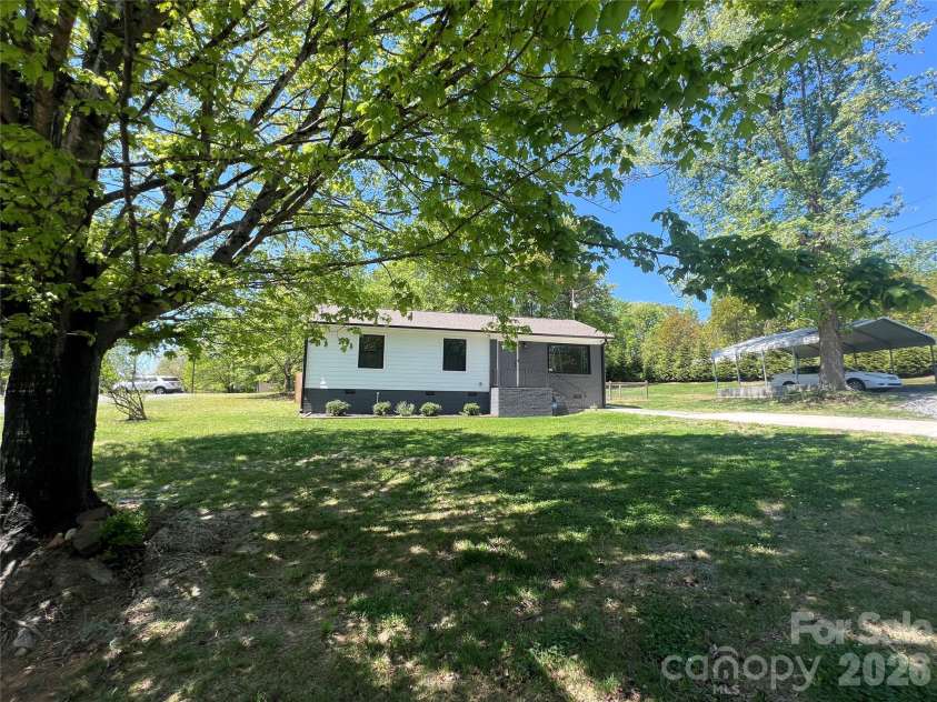 1003 Cansler Street, Kings Mountain, NC 28086.  MLS# CAR4335107, YatesRealty ID 19227. 