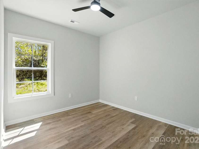 414 Clinton Avenue, Lancaster, SC 29720.  MLS# CAR4188657, YatesRealty ID 19228. 