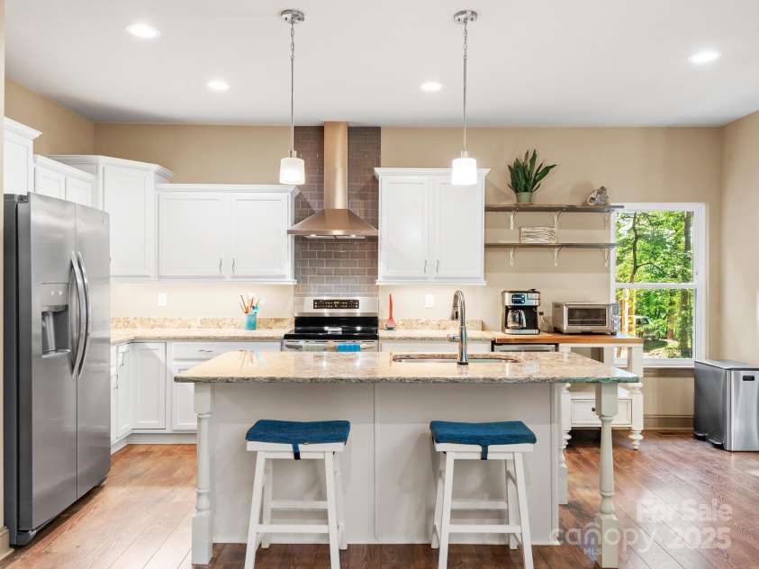 243 Blueberry Lane, Swannanoa, NC 28778.  MLS# CAR4267496, YatesRealty ID 19229. 