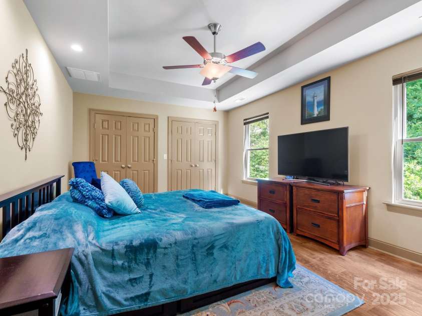 243 Blueberry Lane, Swannanoa, NC 28778.  MLS# CAR4267496, YatesRealty ID 19229. 