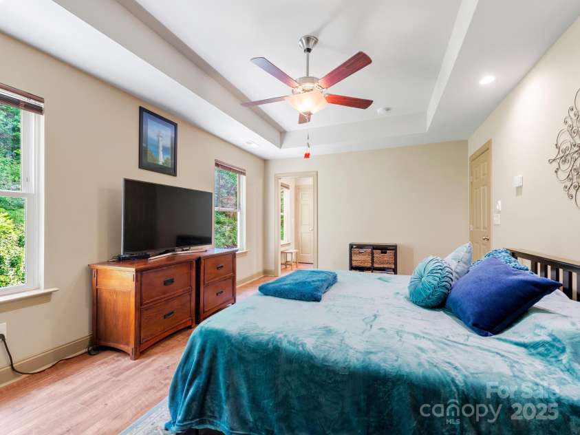 243 Blueberry Lane, Swannanoa, NC 28778.  MLS# CAR4267496, YatesRealty ID 19229. 