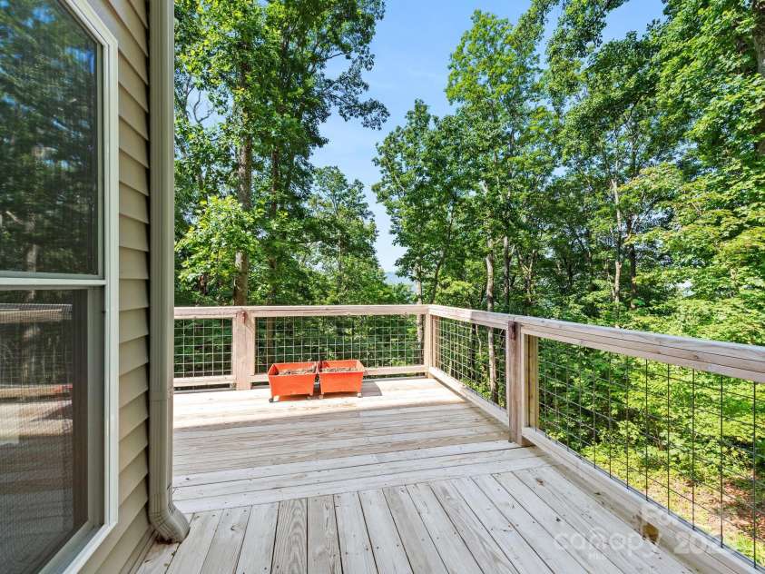 243 Blueberry Lane, Swannanoa, NC 28778.  MLS# CAR4267496, YatesRealty ID 19229. 