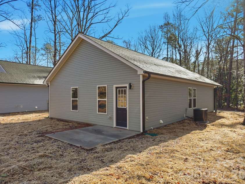 115 Bennett Street, Wadesboro, NC 28170.  MLS# CAR4344760, YatesRealty ID 1923. 