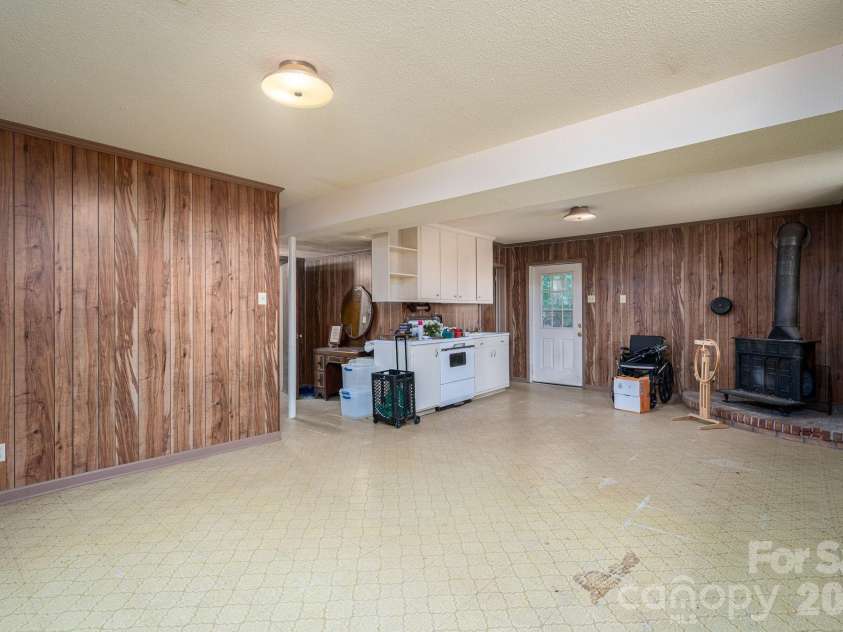 234 Suncrest Road, Cherryville, NC 28021.  MLS# CAR4372354, YatesRealty ID 19230. Basement