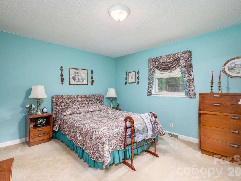 234 Suncrest Road, Cherryville, NC 28021.  MLS# CAR4372354, YatesRealty ID 19230. Bedroom