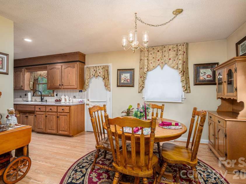 234 Suncrest Road, Cherryville, NC 28021.  MLS# CAR4372354, YatesRealty ID 19230. Kitchen