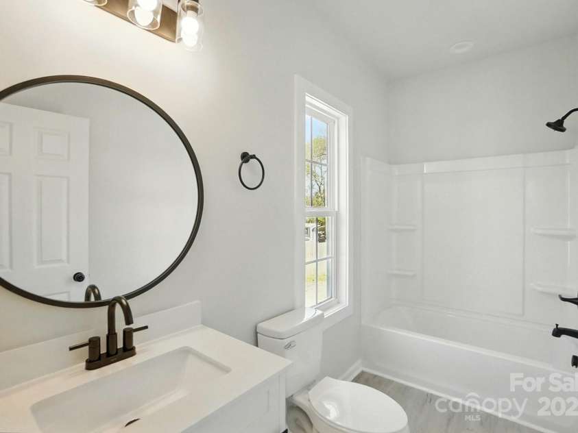 416 Clinton Avenue, Lancaster, SC 29720.  MLS# CAR4235833, YatesRealty ID 19230. Full Bath