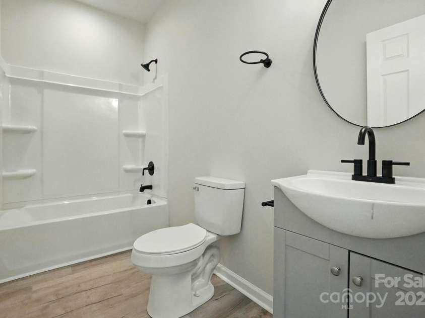 416 Clinton Avenue, Lancaster, SC 29720.  MLS# CAR4235833, YatesRealty ID 19230. Full Bath