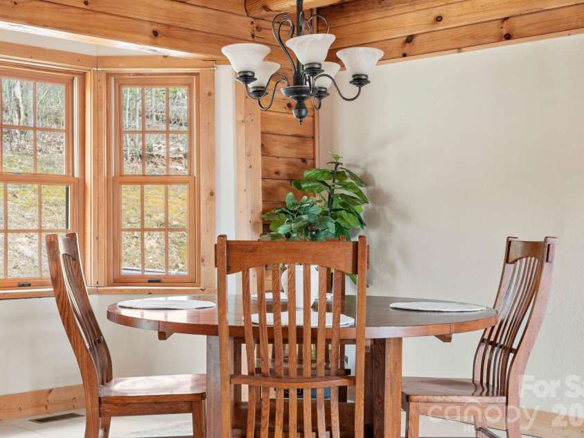 219 Woodlyn Etch Drive, Hendersonville, NC 28792.  MLS# CAR4351389, YatesRealty ID 19232. 