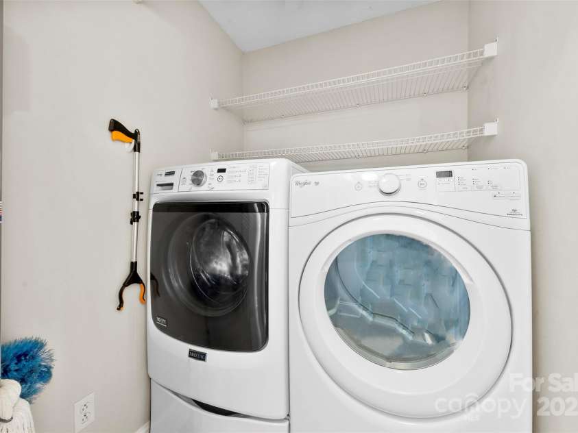 300 Scotland Drive, Kings Mountain, NC 28086.  MLS# CAR4249994, YatesRealty ID 19232. 