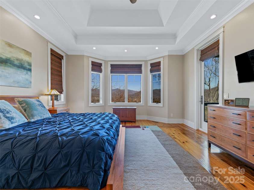 45 Fates Overlook Loop, Black Mountain, NC 28711.  MLS# CAR4238481, YatesRealty ID 19234. 