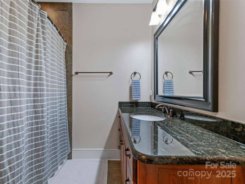 45 Fates Overlook Loop, Black Mountain, NC 28711.  MLS# CAR4238481, YatesRealty ID 19234. 